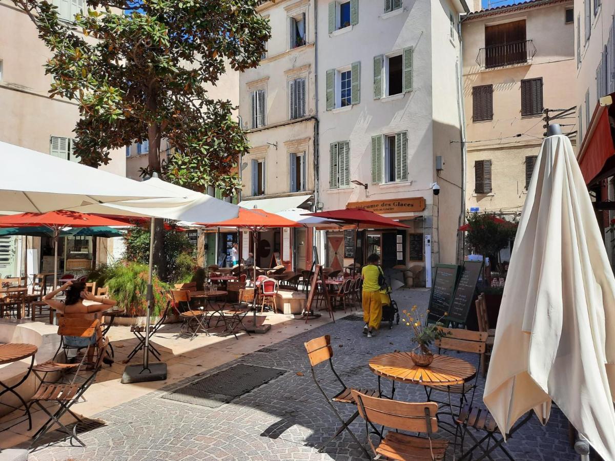 Renovated Fully Equipped Studio For 2 To 4 Pers Lägenhet La Ciotat Exteriör bild